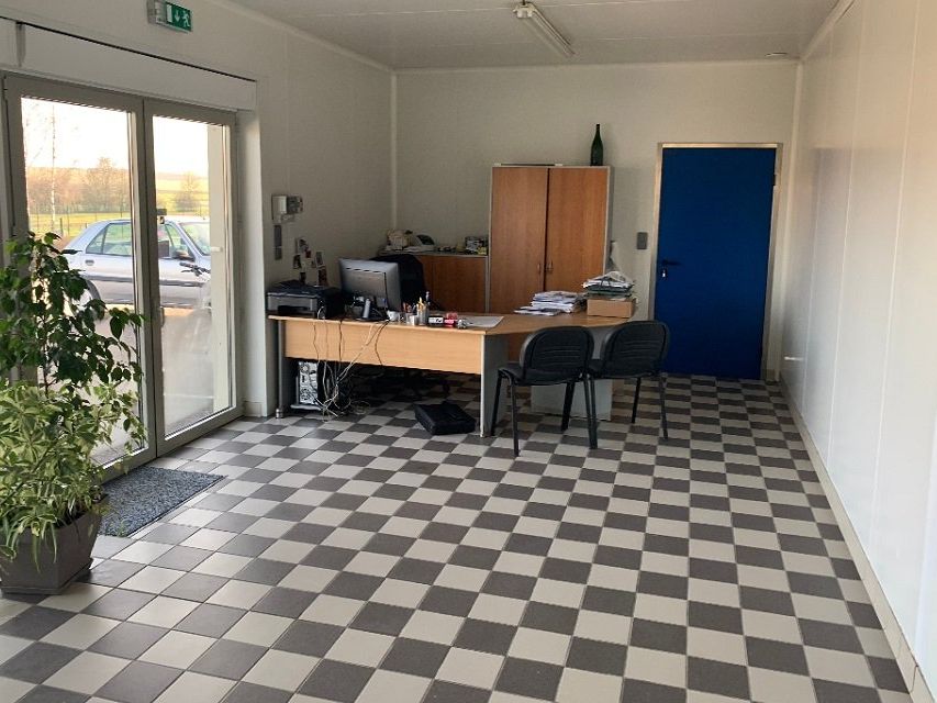 Local d'activité en vente à Juzennecourt (52)