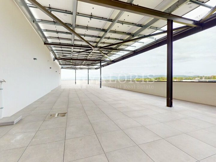 5589.77 m² pour ce bureaux en location à Lyon 9