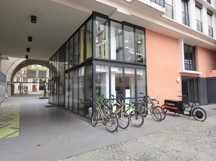 Vente bureaux 140 m² non divisibles