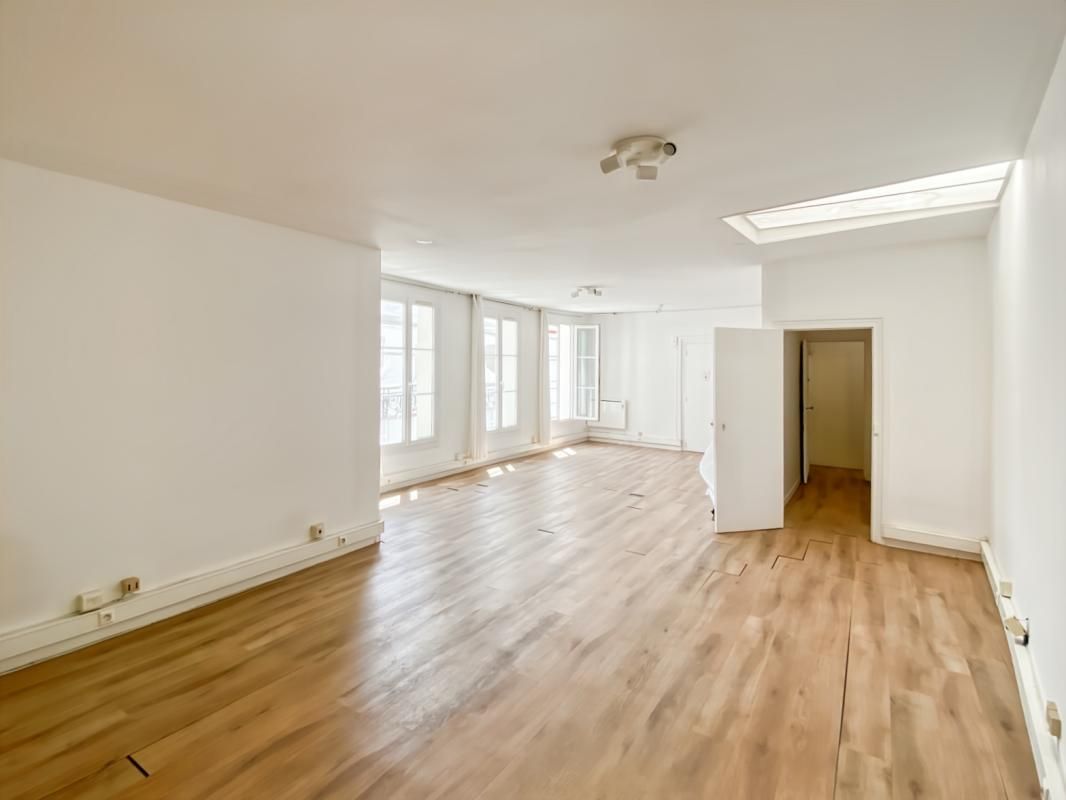 Location bureaux 65 m² non divisibles