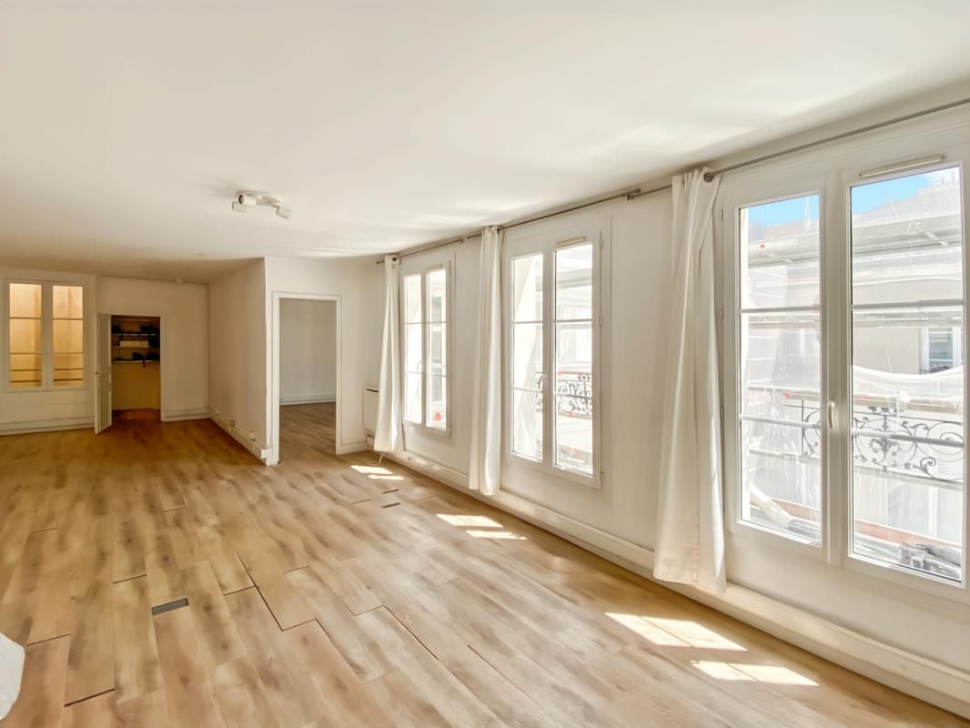 Location bureaux 65 m² non divisibles