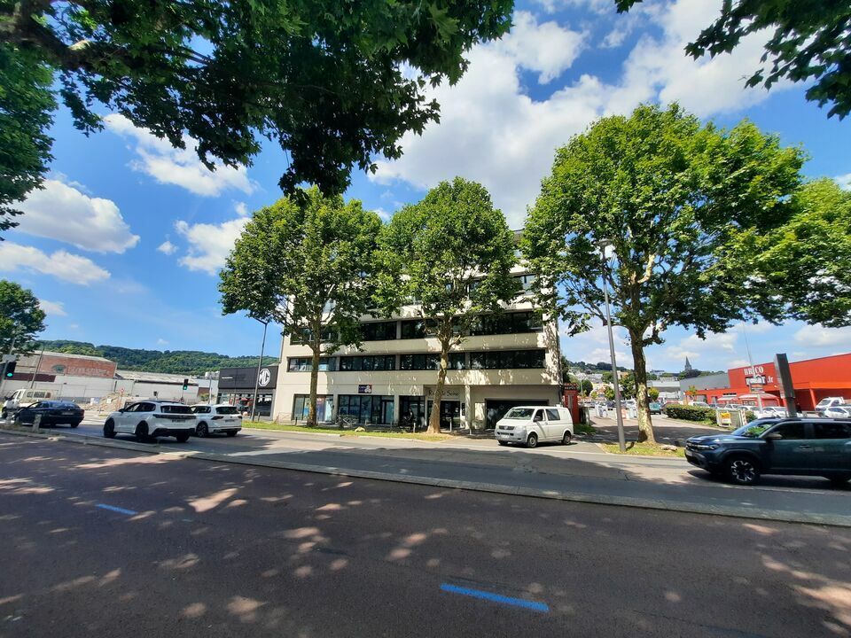 Location bureaux 155 m² non divisibles