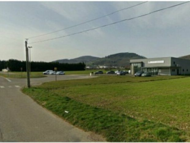 Location local professionnel 951 m² divisibles à partir de 449 m²