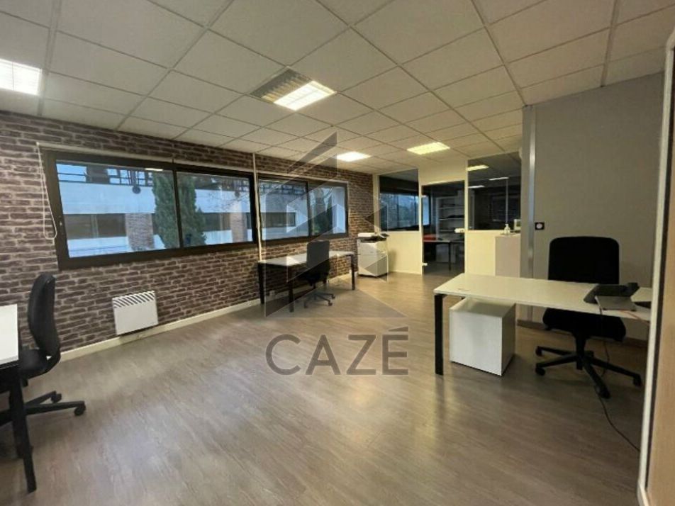 Location bureaux 120 m² non divisibles