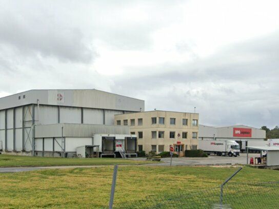 LOCAUX D'ACTIVITES A LOUER - LANGON - PROXIMITE AUTOROUTE