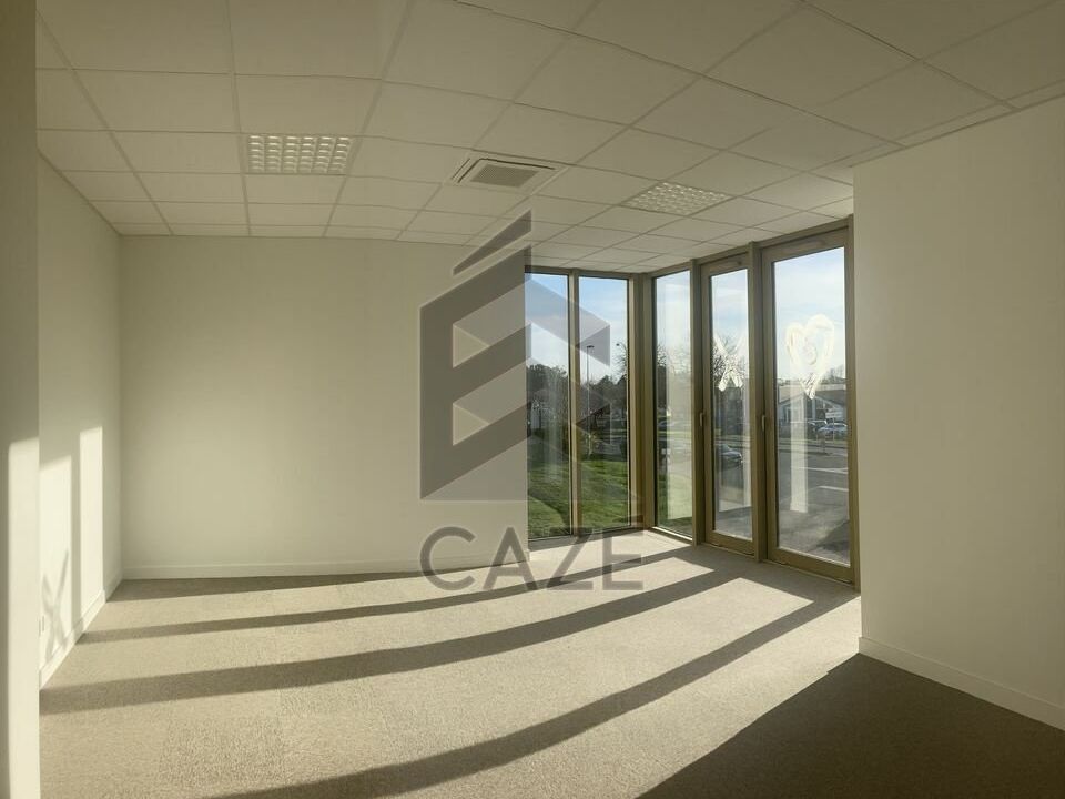 Location bureaux 157 m² divisibles à partir de 114 m²