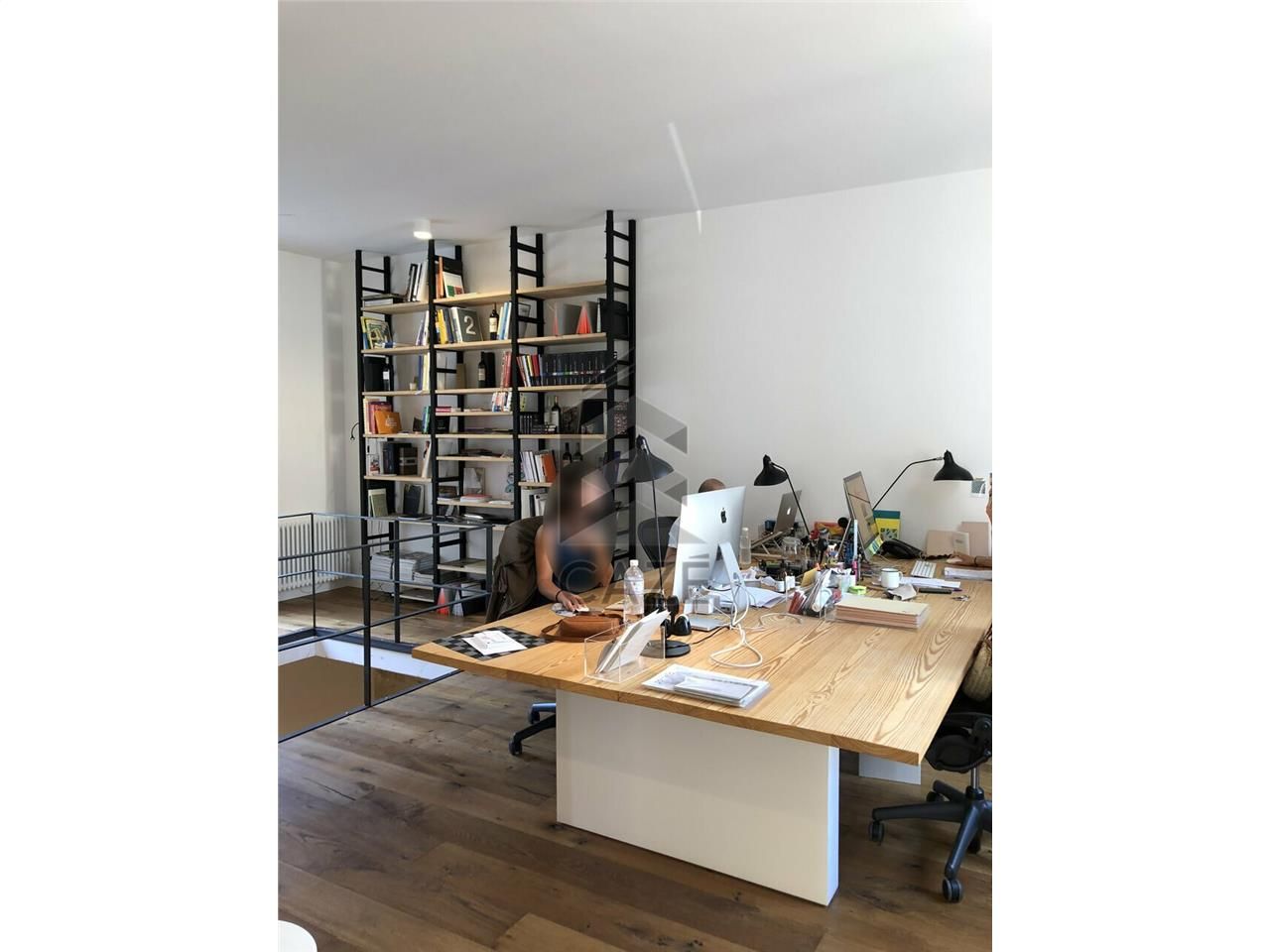 Location bureaux 140 m² non divisibles