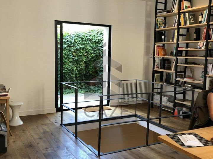 ADRESSE BORDEAUX CHARTRONS - SUPERBES BUREAUX A LOUER - PROCHE TRAM