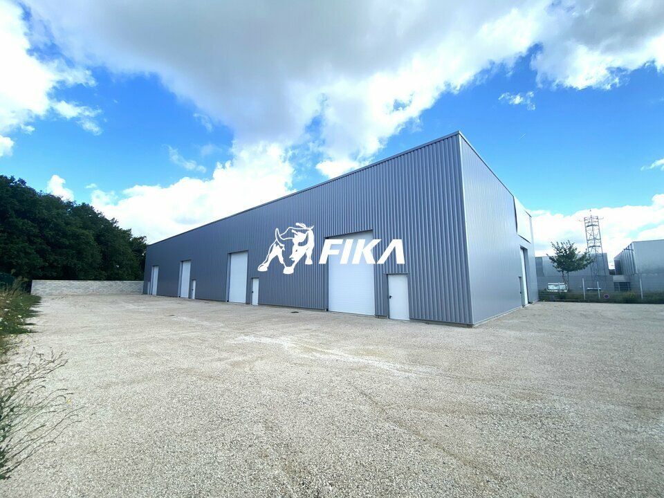 Location local d''activites 250 m² non divisibles