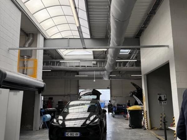 Vente entrepôts 1439 m² non divisibles