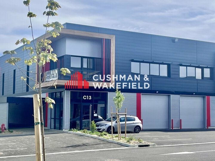 Location activité/entrepôt - 1134 m²