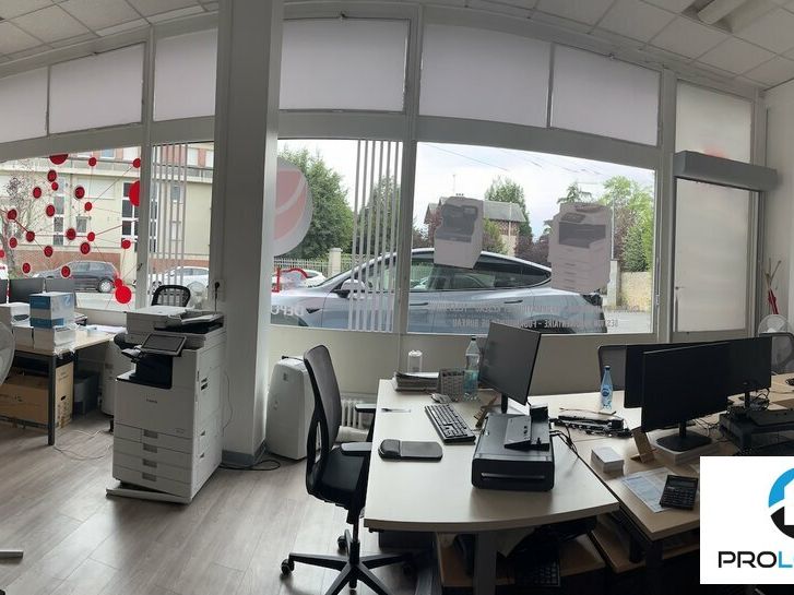 Location local d''activites 336 m² non divisibles