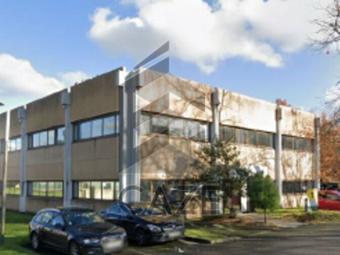 Location bureaux 179.47 m² non divisibles