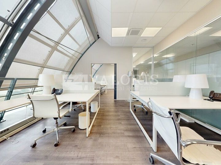 Valoris Real Estate vous propose à la vente ces bureaux, dans un cadre idéal proche du Parc de la Tête d'Or!