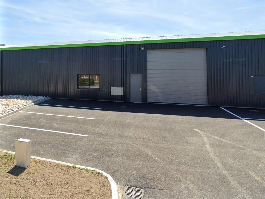 Location entrepots 286 m² non divisibles