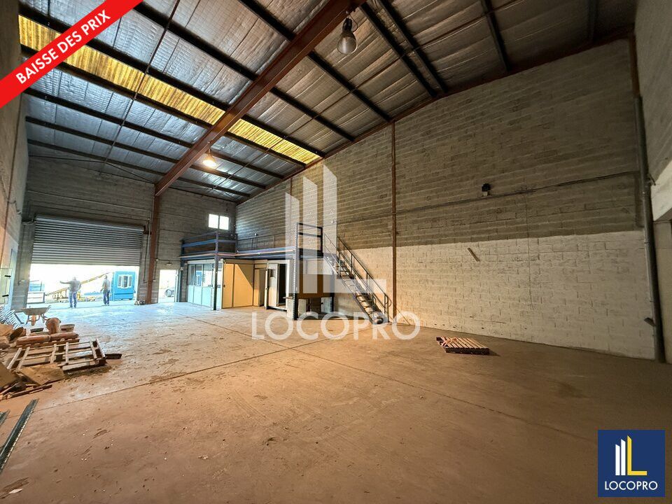 Location local d''activites 330 m² non divisibles