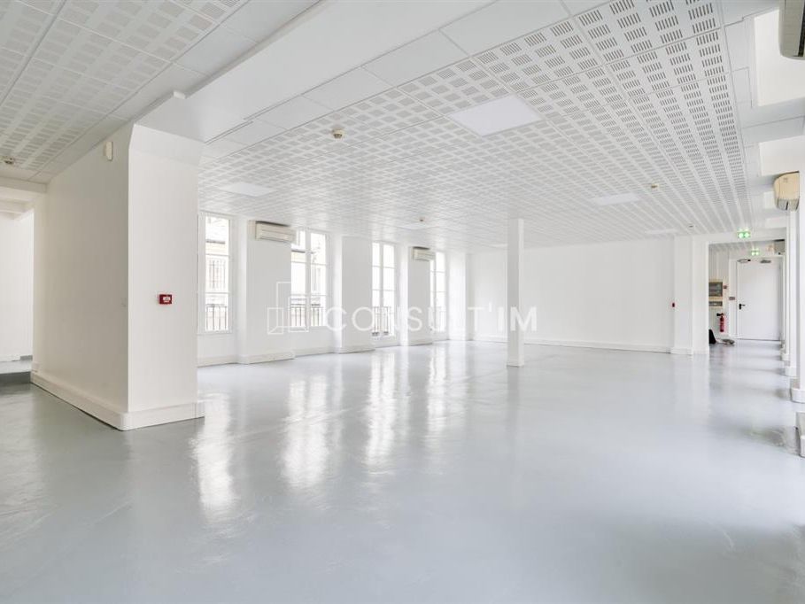 Location bureaux 303 m² non divisibles
