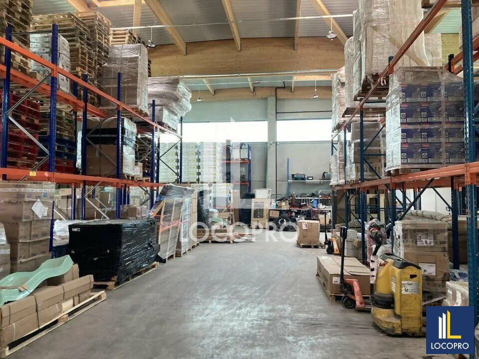 A LOUER - LOCAL D'ACTIVITE/ENTREPOT - 786 M2 - PARC DES BREGUIERES