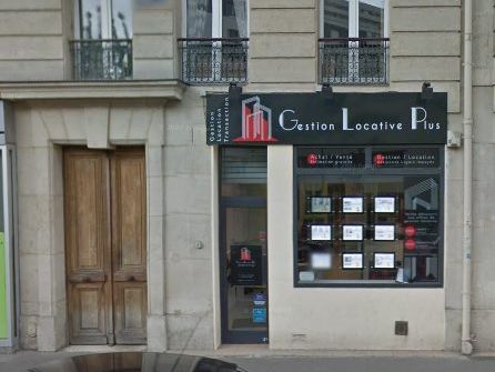 Location local commercial 51 m² à Paris