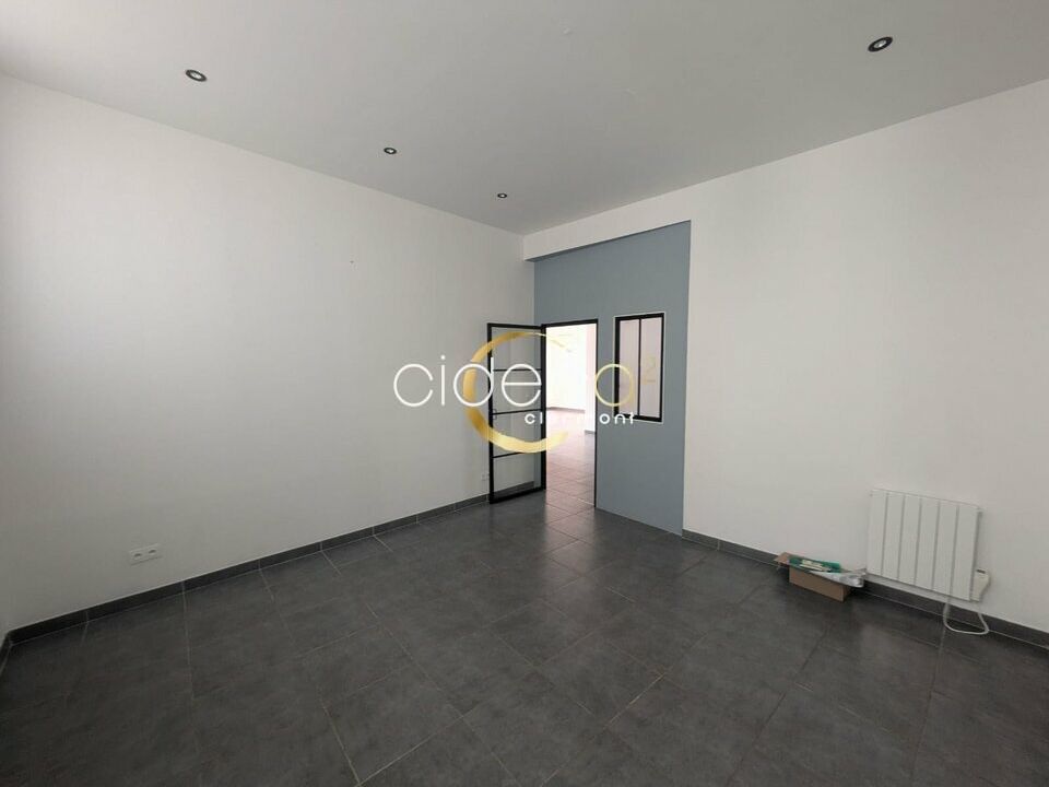 A louer bureaux avec vitrine 74m² Centre-ville de Vichy (03200)