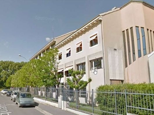 Vente bureaux 2350 m² non divisibles