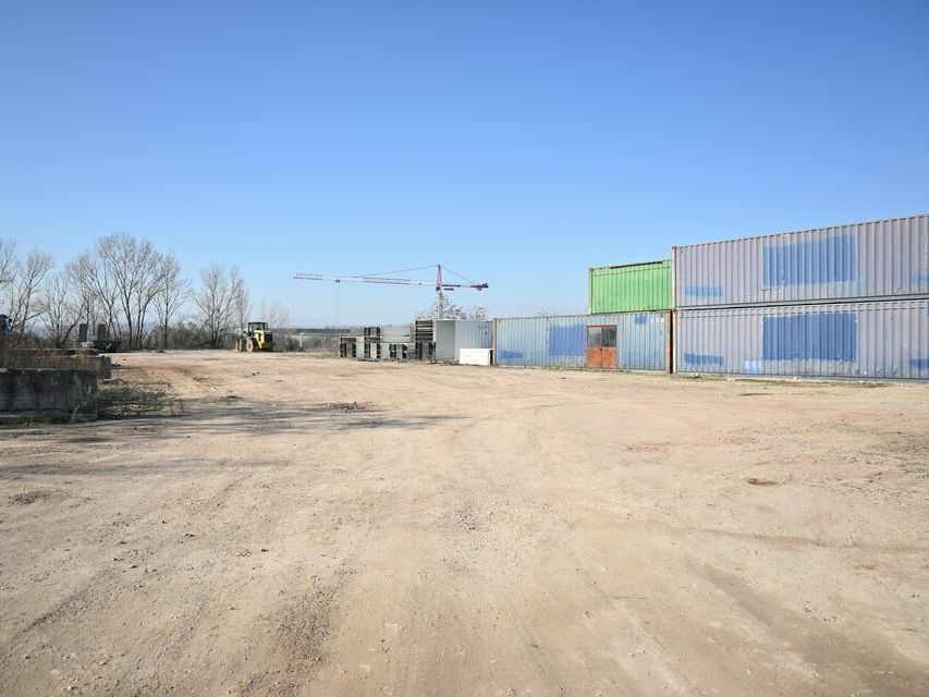 Location terrain 3000 m² non divisibles