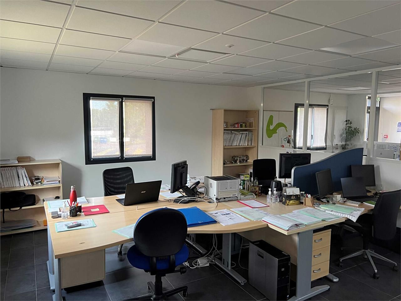 Location bureaux 330.00 m² à LIMOGES