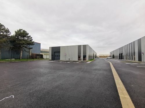 Location entrepôts 2810 m² divisibles à partir de 200 m²