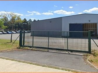 Location entrepôts 459 m² non divisibles