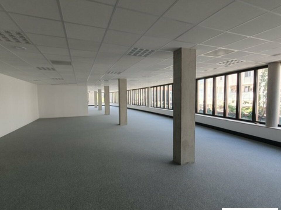 Location bureaux 287.77 m² non divisibles