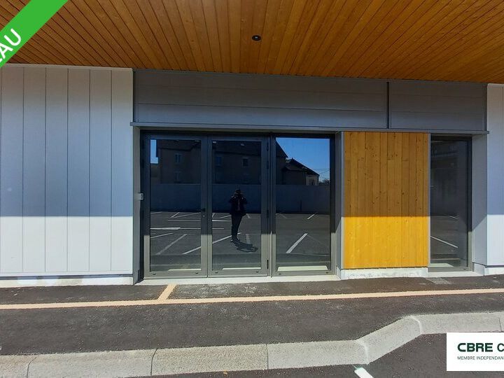 Local commercial - 167,80 m²