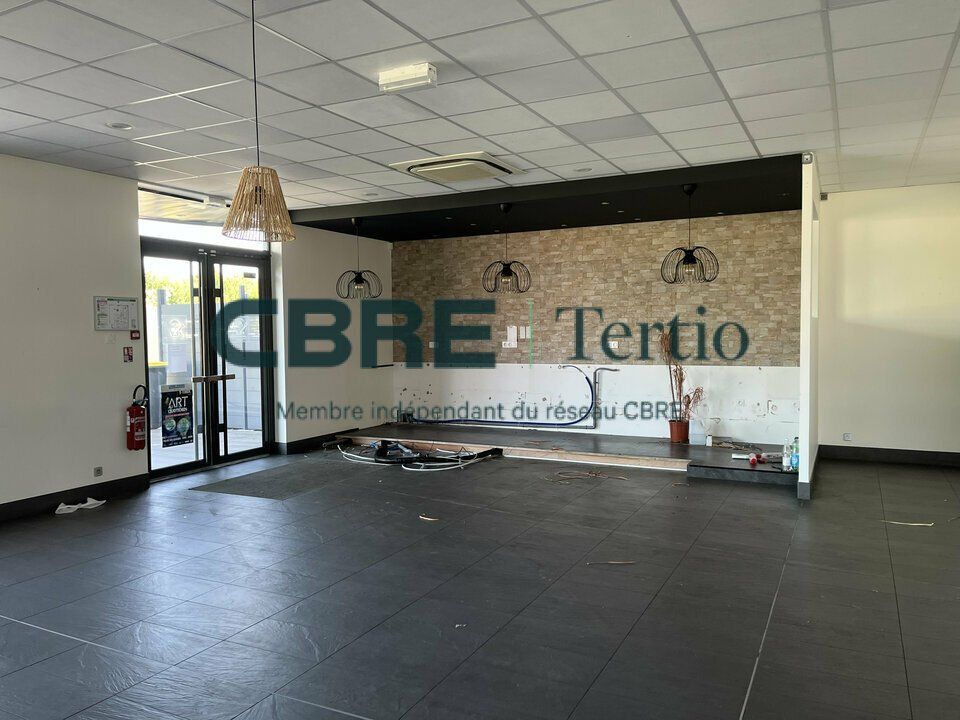 IDEAL RESTAURATION / LOCAL COMMERCIAL GRAND AXE