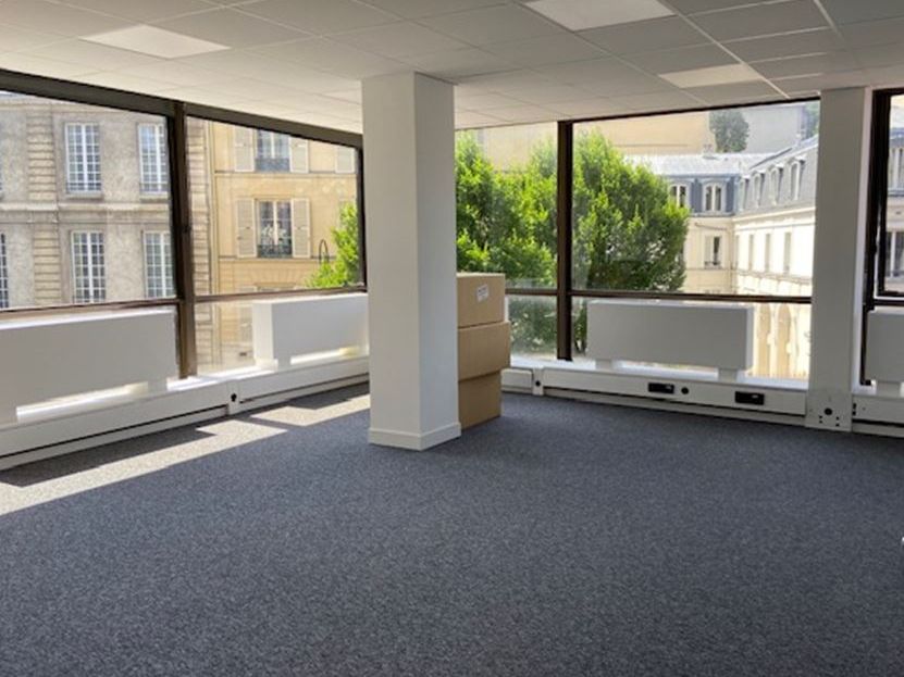 Location bureaux 199 m² divisibles à partir de 26 m²