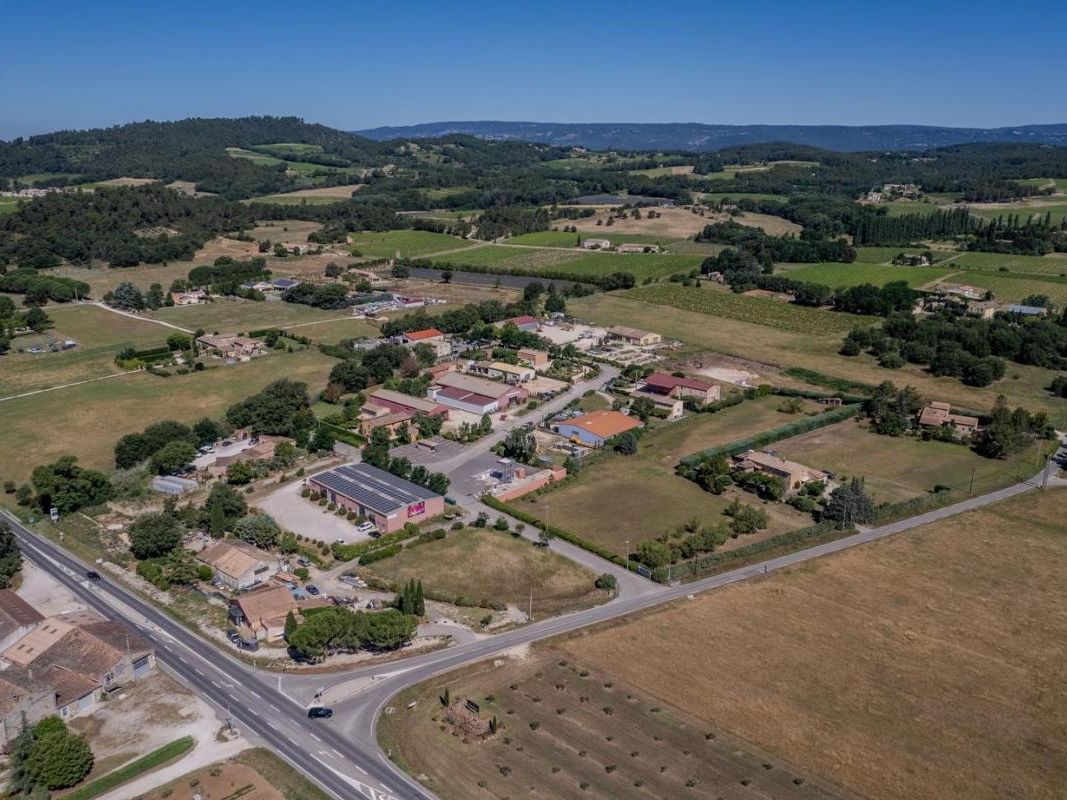 Vente terrain 4680 m² divisibles à partir de 1605 m²