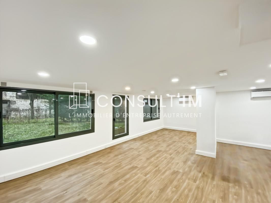 Location bureaux 78 m² non divisibles