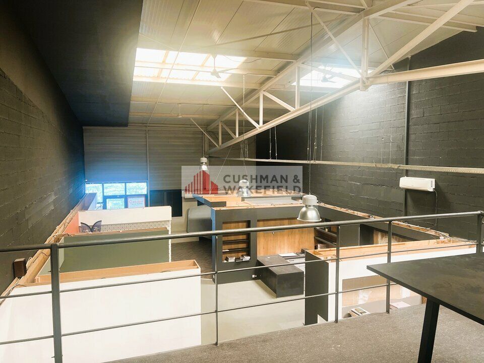 Location local commercial 250 m² non divisibles