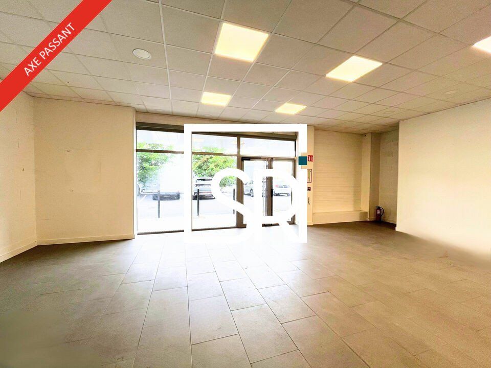 EMPLACEMENT N°1 - VENTE LOCAL COMMERCIAL 352 M² - KM LANCE - 63170 AUBIERE