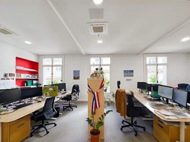 Location bureaux 547 m² non divisibles