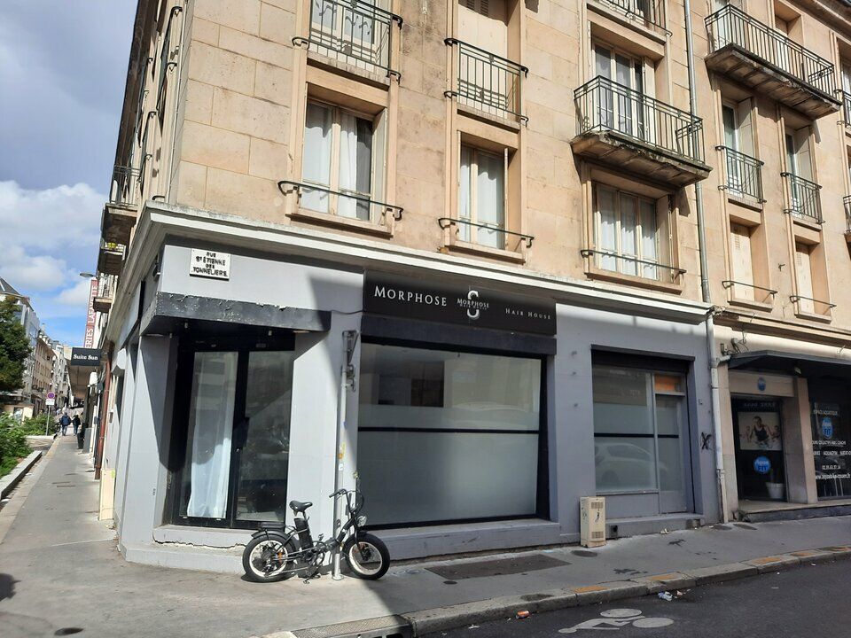 Location local commercial 70 m² non divisibles