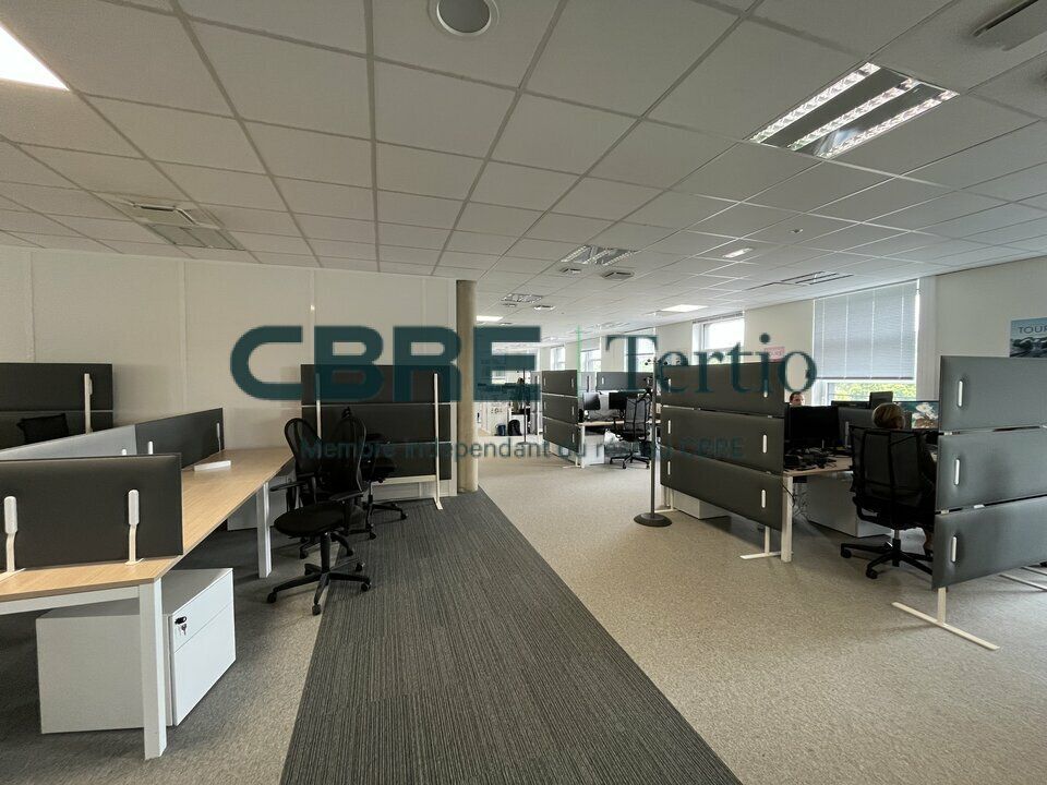 Bureaux Récents / Deux Lions Tours