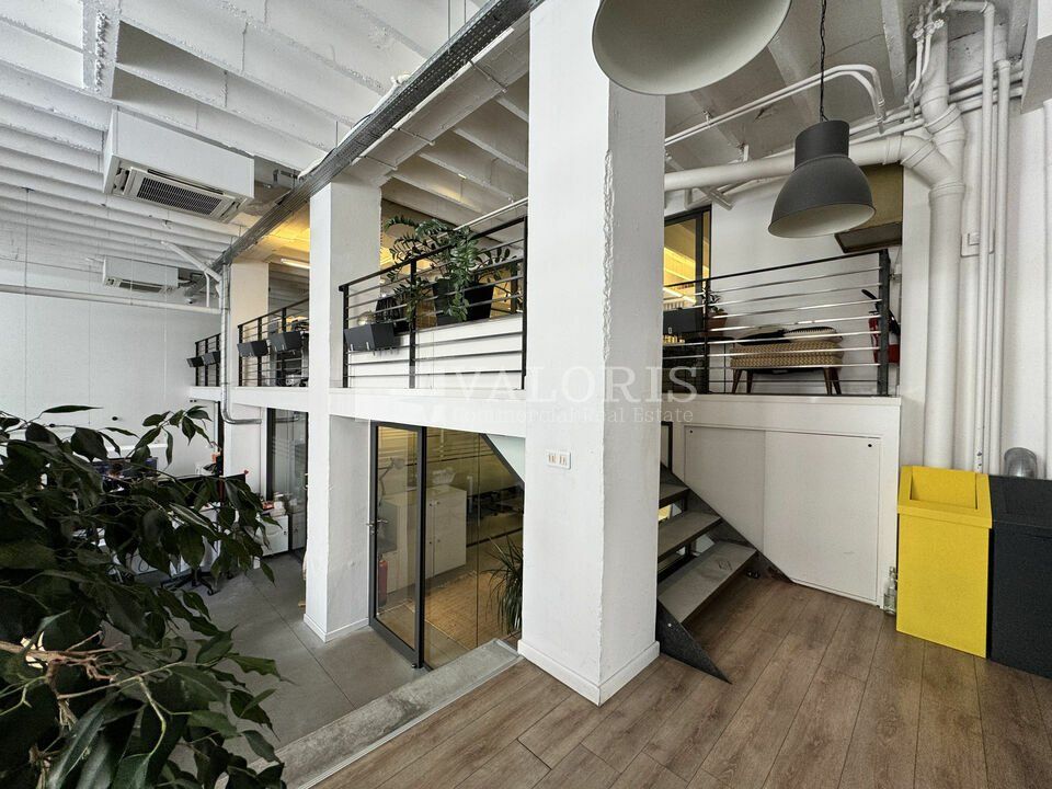 Location bureaux 375.73 m² non divisibles