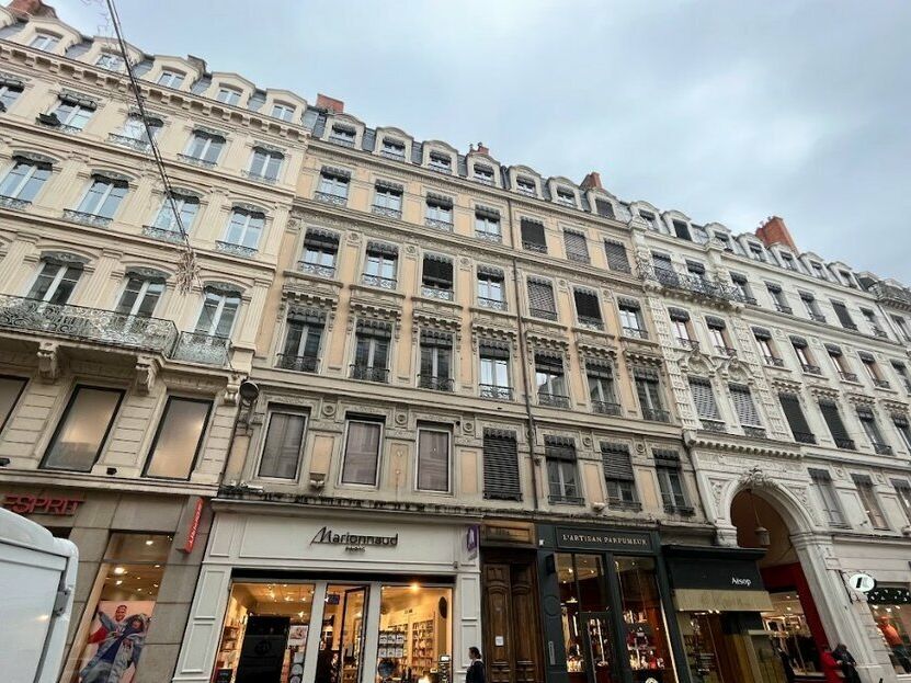 Location bureaux 134 m² non divisibles