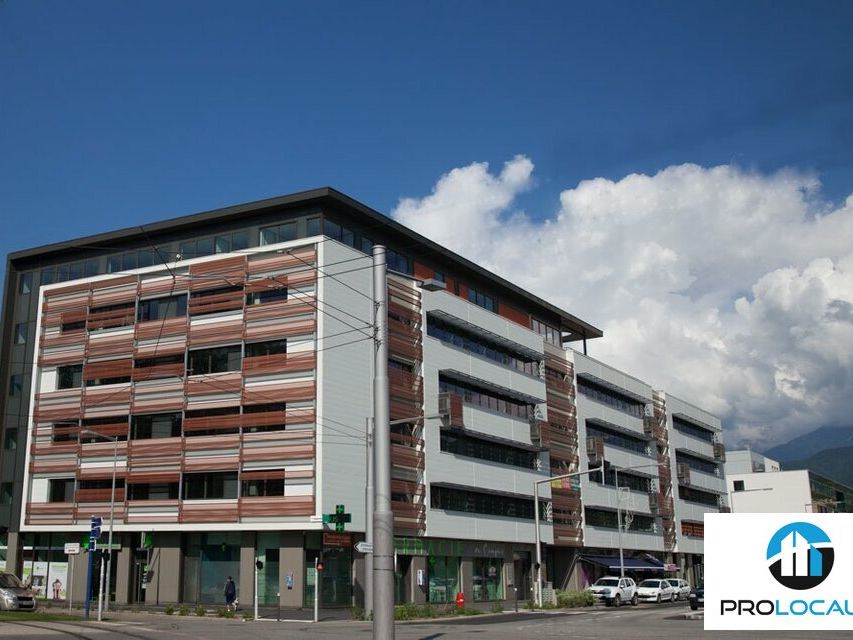 Location bureaux 253 m² non divisibles