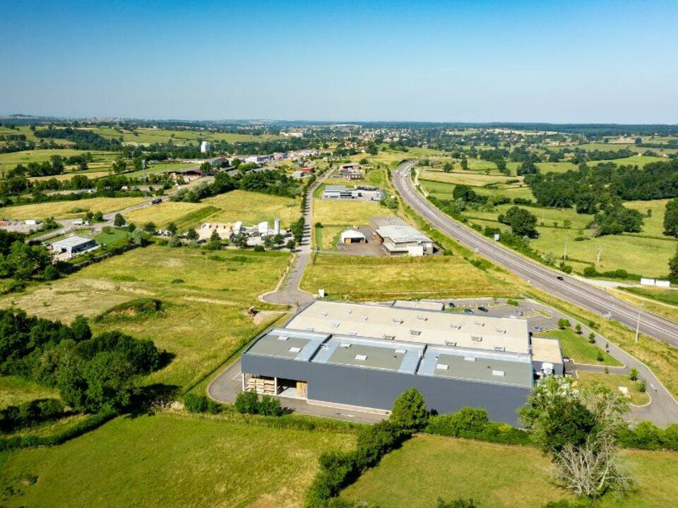 Vente terrain 26891 m² divisibles à partir de 10000 m²