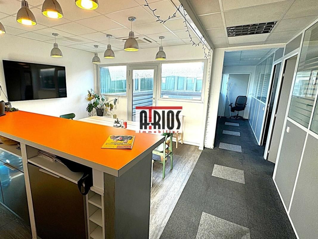 Location bureaux 356 m² non divisibles