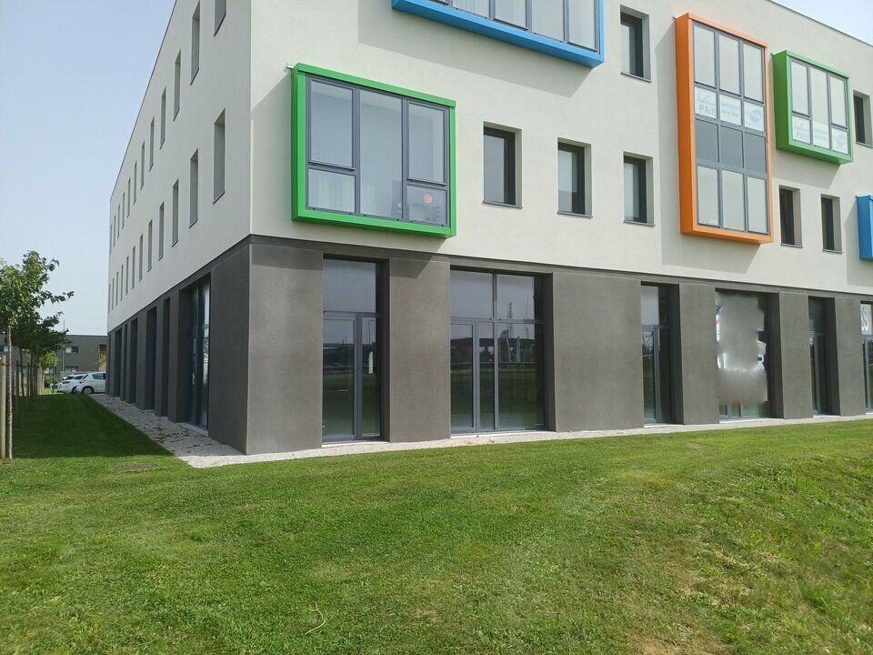 Bureau à vendre - 222 m²