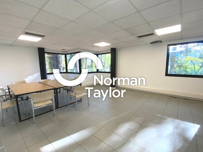 Location bureaux 101 m² non divisibles