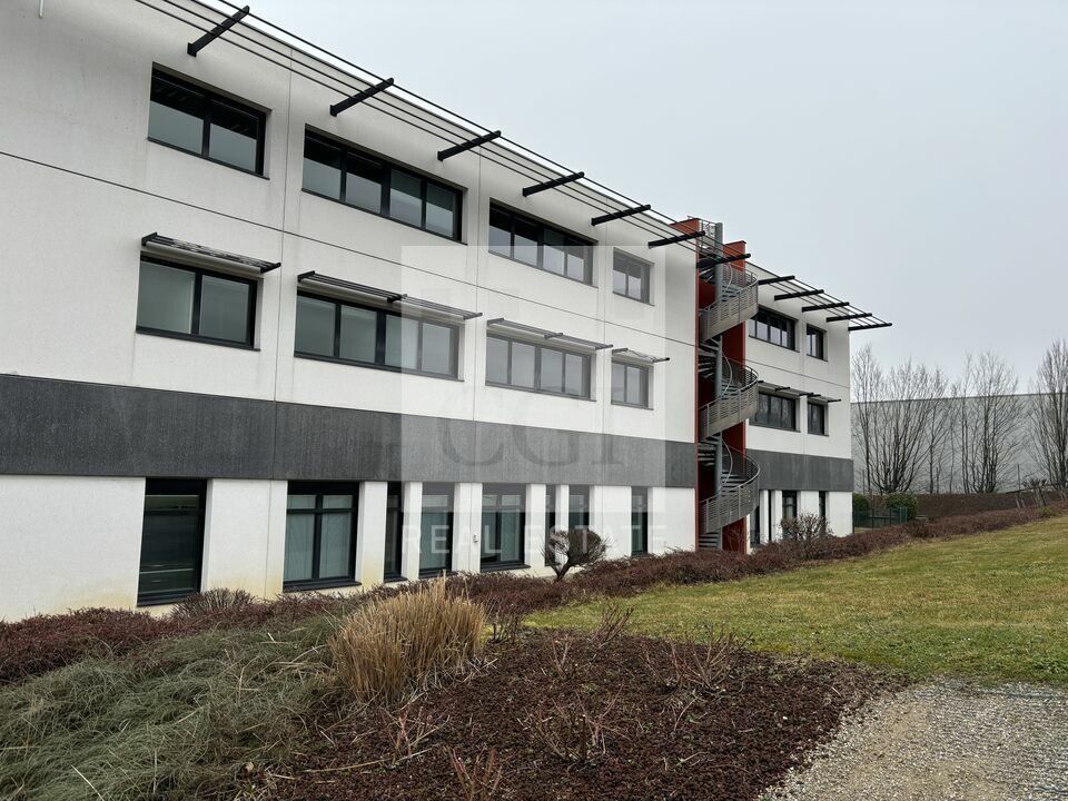 Location bureaux 542.57 m² divisibles à partir de 166 m²