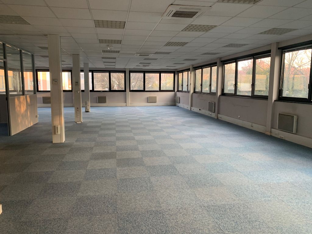 SAINT AVERTIN BUREAUX A LOUER 253 M²