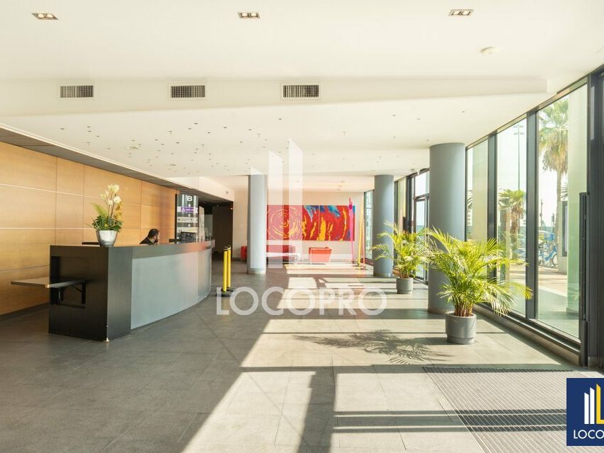 Location bureaux 242.5 m² non divisibles